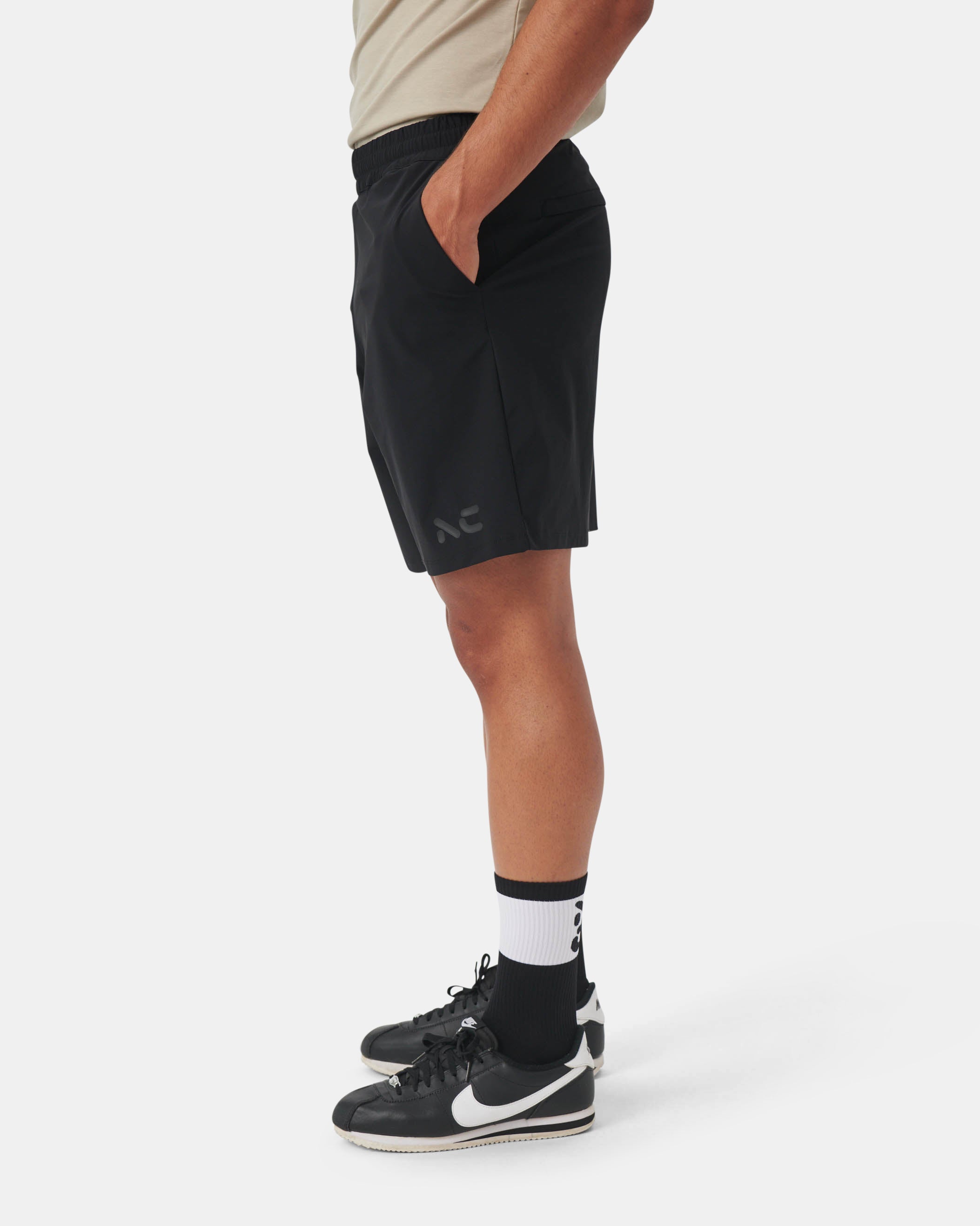 The Track Shorts - Black